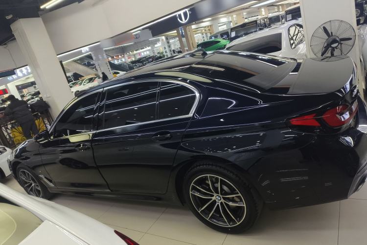 Used BMW 5 Series 2022 Second Facelift 525Li M Sport Package