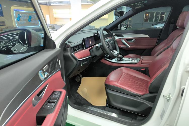 Used JETOUR X70 PLUS 2024 Champion Edition 1.5T DCT Champion MAX 5-Seater
