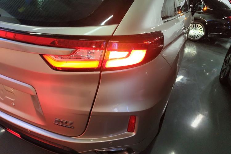 Used Honda UR-V 2017 370TURBO 2WD Prestige Edition China V
