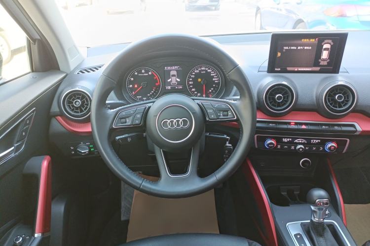 Used Audi Q2L 2018 35 TFSI Fashion Dynamic Version China V Emission Standard
