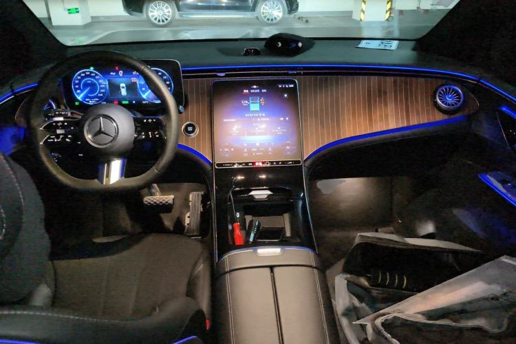 Used Mercedes-Benz EQE SUV 2023 350 4MATIC Pioneer Edition