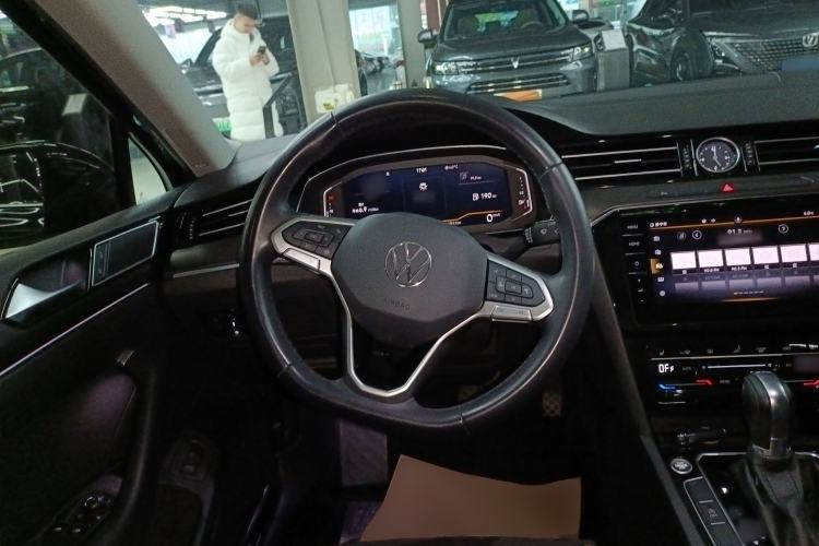 Used Volkswagen Magotan 2020 330TSI DSG Luxury Edition
