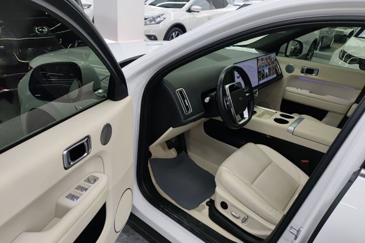 Used Li Auto L6 2024 Pro Model
