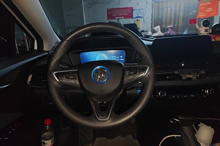 Used Buick Velite 6 2023 430km Range Commuter Version
