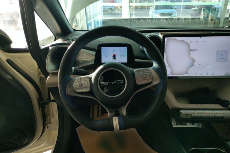 Used BYD Dolphin 2023 420 km Fashion Edition
