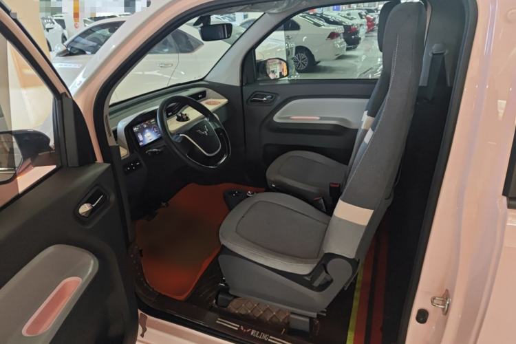 Used Wuling Hongguang MINIEV 2021 Macaron Premium Model – Lithium Iron Phosphate