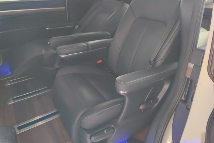 Used GAC Trumpchi M8 2023 Lingxiu Series 390T Prestige Edition
