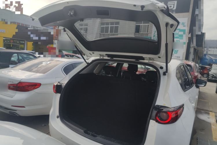 Used Mazda CX-5 2017 2.0L Automatic 2WD ZhiShang Trim China V Standard
