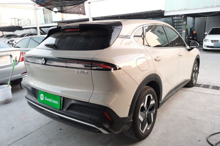 Used Baojun Yunhai 2024 140km Plug-in Hybrid Version
