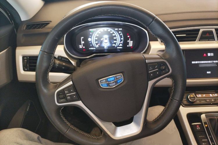 Used Geely Auto Emgrand X7 Sport 2018 1.8TD Automatic Two-Wheel Drive Smart Connect 4G Internet Edition
