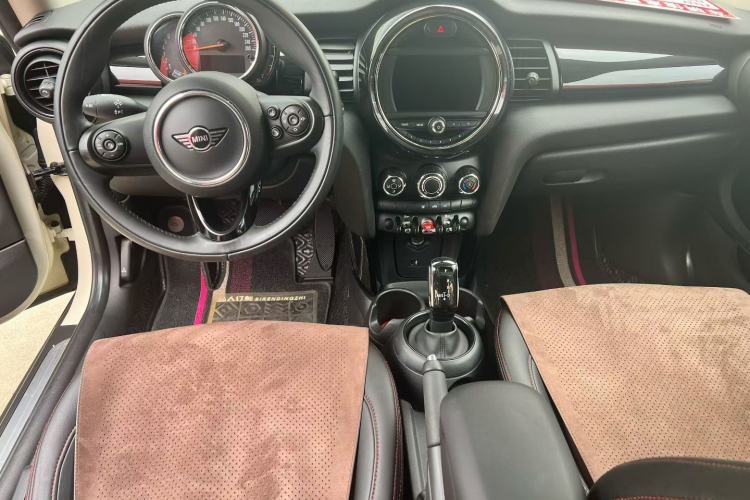 Used  MINI 2018 1.5T ONE PLUS
