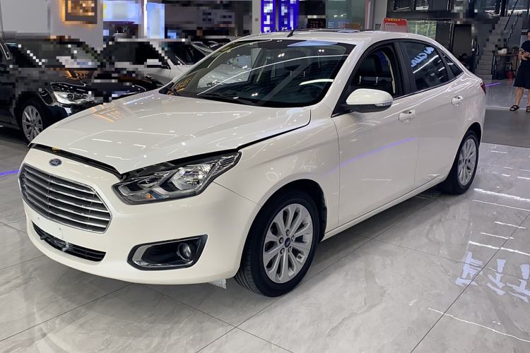 Used Ford Escort 2015 1.5L Automatic Fashion Model
