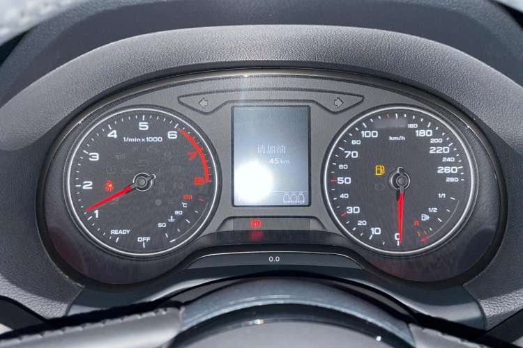 Used Audi Q2L 2021 35 TFSI Fashionable and Elegant Model
