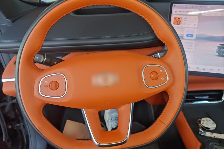 Used  Q07 2025 215 Flagship PLUS