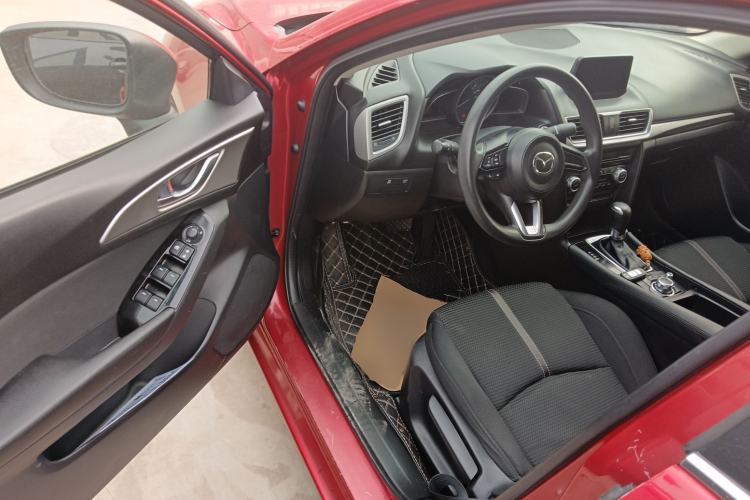 Used Mazda Mazda 3 Axela 2019 Cloud-Controlled Version Sedan 1.5L Automatic Luxury Trim China V Standard