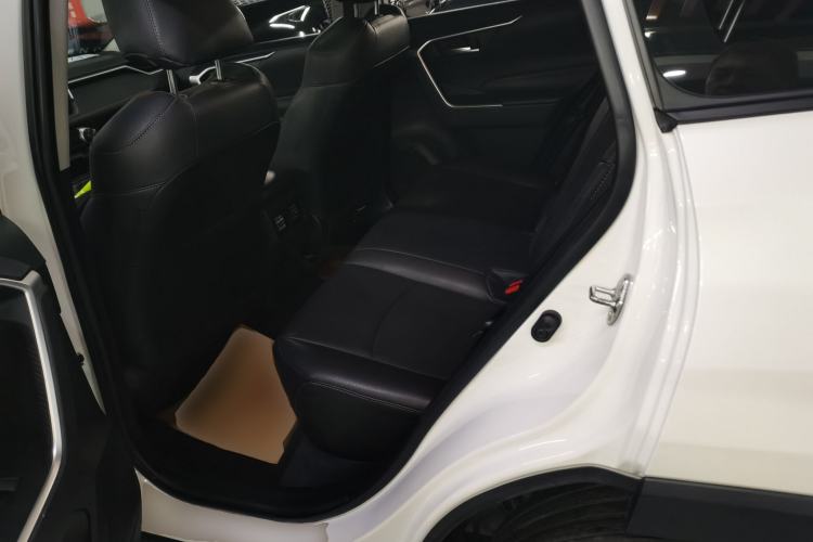 Used Toyota RAV4 2020 2.0L CVT Two-Wheel Drive Fashion Edition
