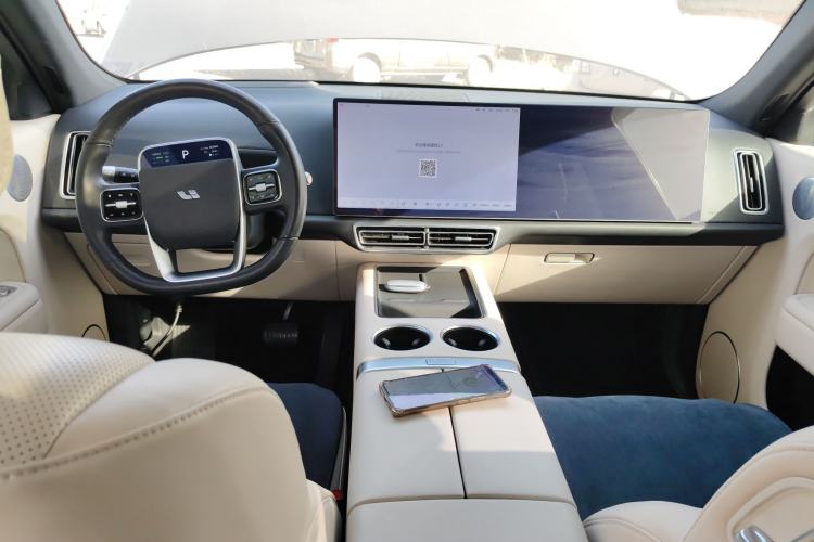 Used Li Auto L7 2023 Pro Model
