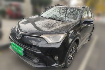 Used Toyota RAV4 2016 2.0L CVT Two-Wheel Drive Fashion Edition China V Standard