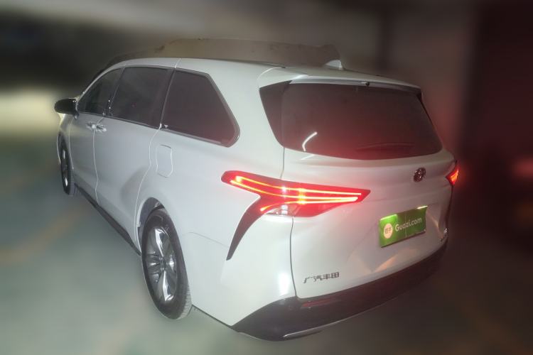 Used Toyota Sienna 2024 2.5L Hybrid Four-Wheel Drive Prestige Edition
