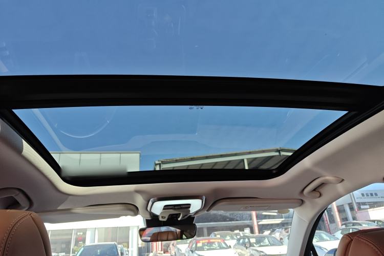 Used Hongqi H9 2025 2.0T Two-Wheel Drive Flagship Private Enjoyment Fashion Edition 5 Seats
