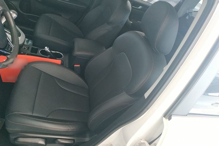 Used Haval M6 2019 1.5T DCT Two-Wheel Drive Value Edition China VI Standard
