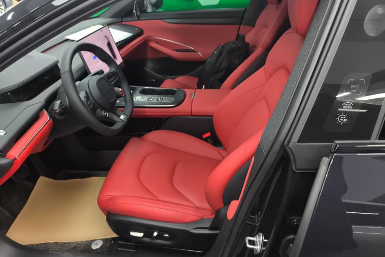 Used  SU7 2024 Rear-Drive Ultra-Long Range Advanced Pro-Level Intelligent Driving Version