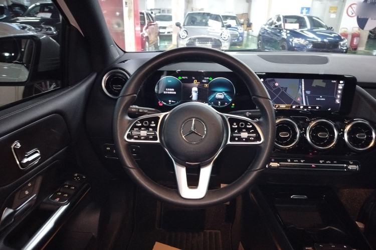 Used Mercedes-Benz B-Class 2022 Updated B 200 Fashion Edition
