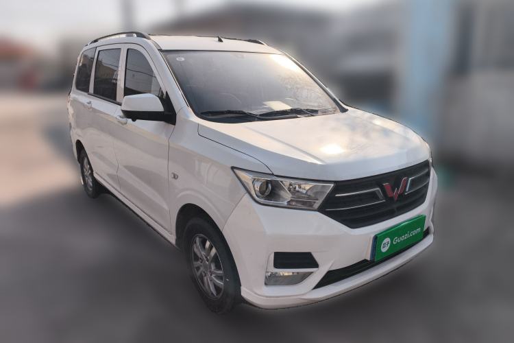 Used Wuling Hongguang 2019 1.5L S Standard Version China VI LAR
