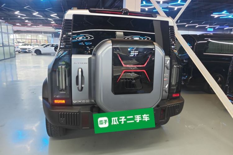 Used JETOUR Traveler 2023 2.0T All-Wheel Drive CrossPRO+
