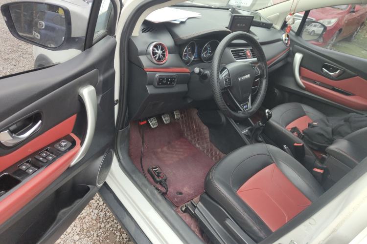 Used Haval H1 2016 Revised Version Blue Badge 1.5L Manual Luxury Edition
