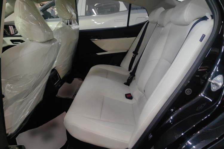 Used Toyota Camry 2024 Dual-Engine 2.5HG Prestige Edition
