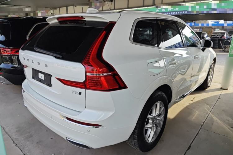 Used Volvo XC60 2021 T5 4x4 Smart Luxury Edition