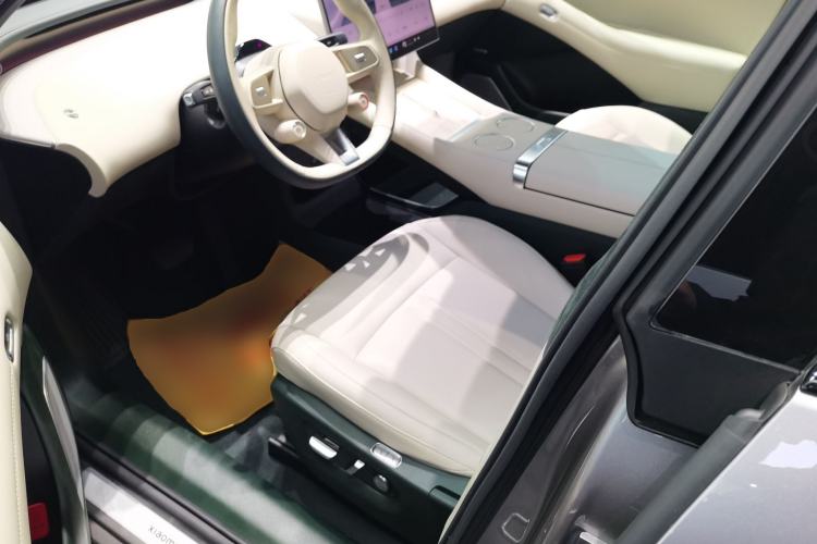 Used  YU7 2025 Ultra-Long Range High-Performance All-Wheel-Drive Max Edition