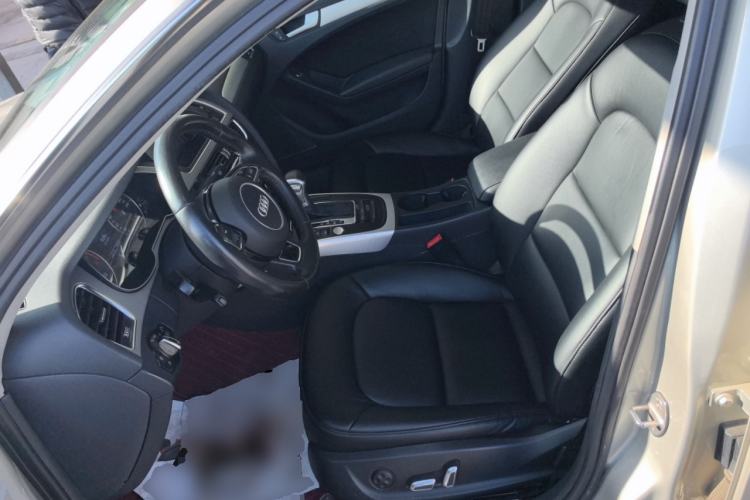 Used Audi A4L 2016 35 TFSI Collector's Edition Automatic Standard Model
