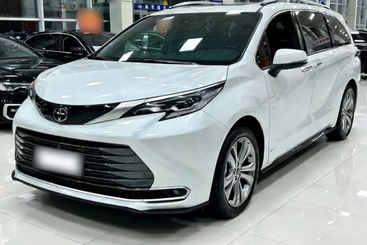 Used Toyota Sienna 2024 2.5L Hybrid Four-Wheel Drive Prestige Edition