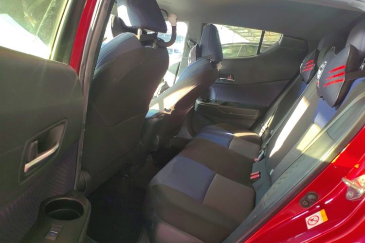 Used Toyota C-HR 2018 2.0L Luxury Edition China V Standard
