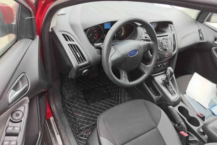 Used Ford Focus 2012 Hatchback 1.6L Automatic Comfort Model
