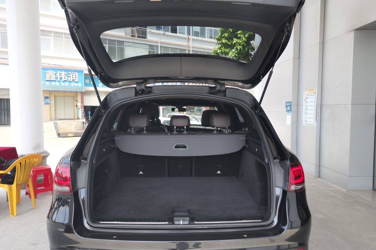 Used Mercedes-Benz GLC 2020 GLC 260 L 4MATIC Dynamic Model
