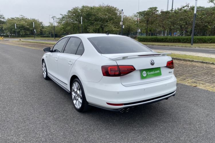 Used Volkswagen Sagitar 2016 2.0 TSI GLI