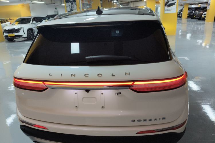 Used Lincoln Corsair 2021 2.0T Two-Wheel-Drive Luxury Edition