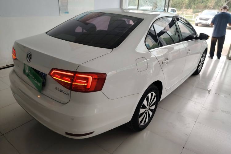 Used Volkswagen Sagitar 2018 1.6L Manual Comfort Model