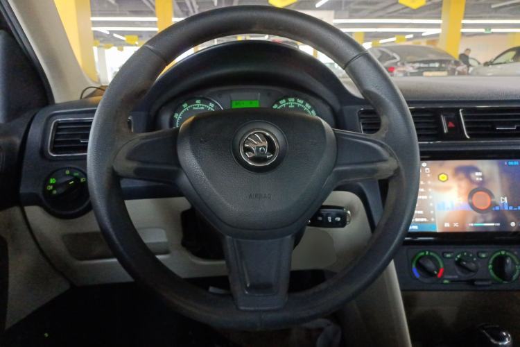Used Skoda Rapid 2016 1.6L Automatic Chuanxing Edition
