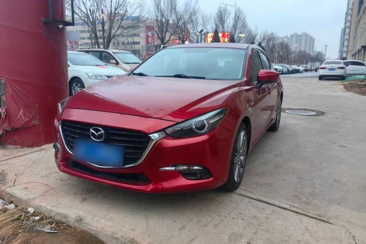 Used Mazda Mazda 3 Axela 2017 Hatchback 2.0L Automatic Luxury Model Emission Standard China V

