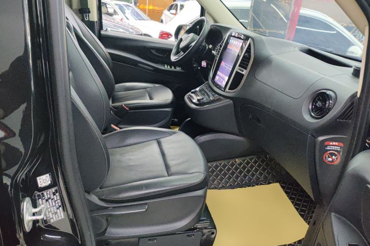 Used Mercedes-Benz Vito 2021 2.0T Elite Version 7 Seats
