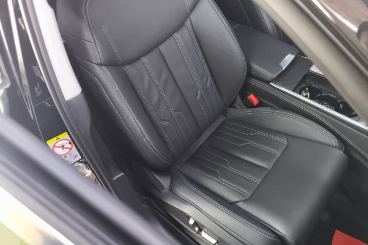 Used Audi A6L 2024 45 TFSI quattro Prestige Elegant Edition
