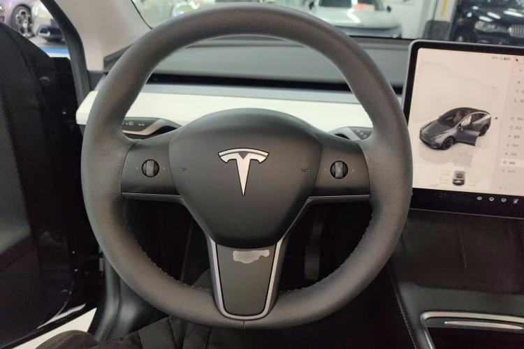 Used Tesla Model Y 2022 Rear-Wheel-Drive Version