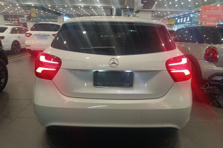 Used Mercedes-Benz A-Class (Import) 2017 Revised A 200 Dynamic Edition
