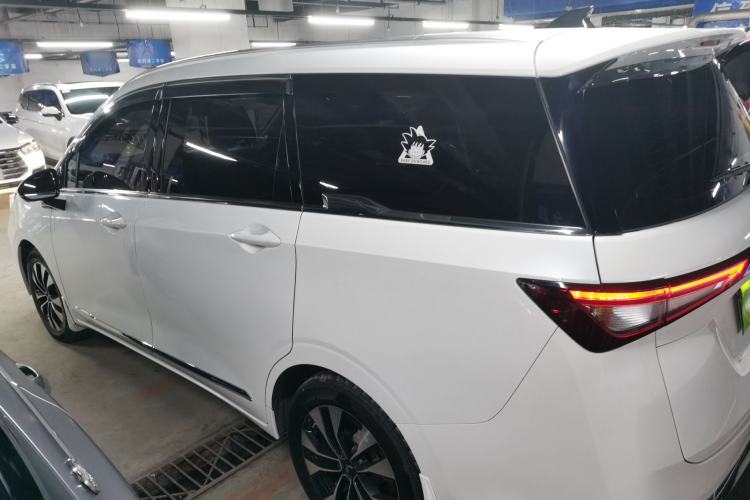 Used Wuling Jiachen 2023 2.0L DHT Flagship Edition
