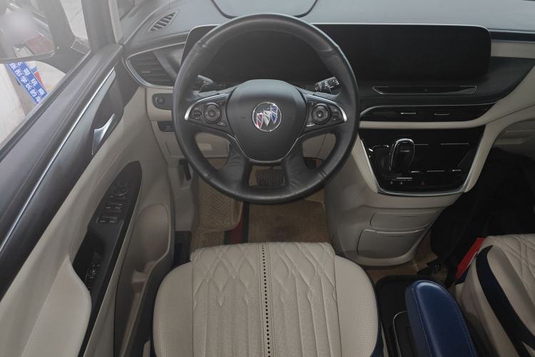 Used Buick GL8 2021 ES Landtrek 653T Comfort Edition