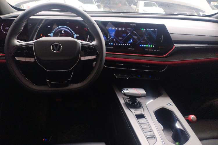 Used Changan X5 PLUS 2024 1.5T DCT Pioneer Edition
